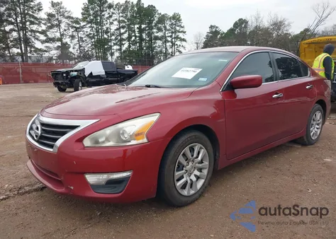 2014 Nissan Altima 2.5/2.5 S/2.5 Sl/2.5 Sv z USA, uszkodzony, nr VIN 1N4AL3AP9EC283938